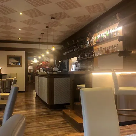 Hotel Bernard 3*