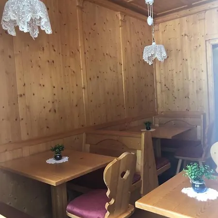 伯纳德酒店 卡纳泽伊