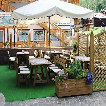 Bernard Hotel