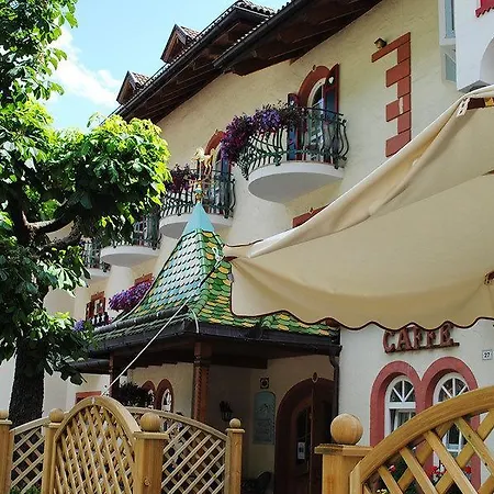 Bernard Hotel